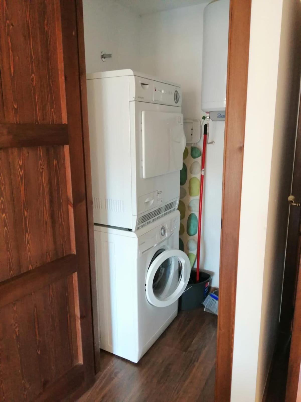 Apartamentos Casa Meme モラ・デ・ルビエロス エクステリア 写真