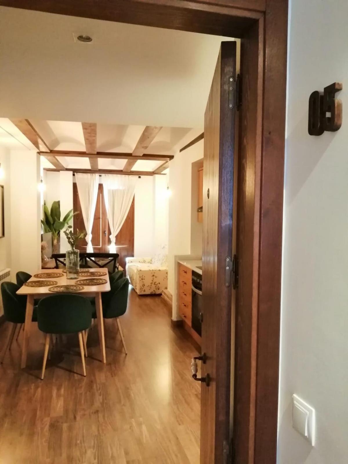 Apartamentos Casa Meme モラ・デ・ルビエロス エクステリア 写真