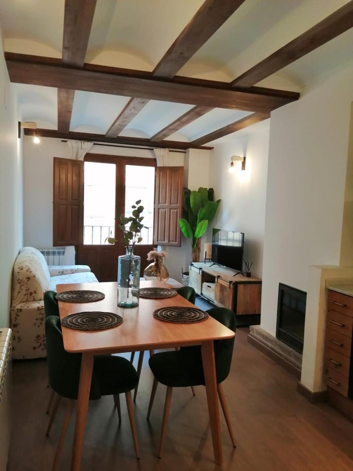 Apartamentos Casa Meme モラ・デ・ルビエロス エクステリア 写真